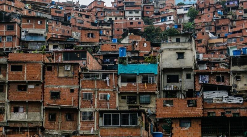 Reconocido arquitecto japonés liderará renovación urbanística en Petare y San Agustín