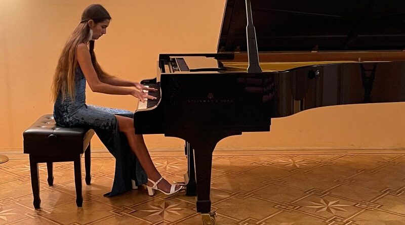 Desde Viena el Newartmusik presenta a la prodigiosa pianista Sofía Sopena