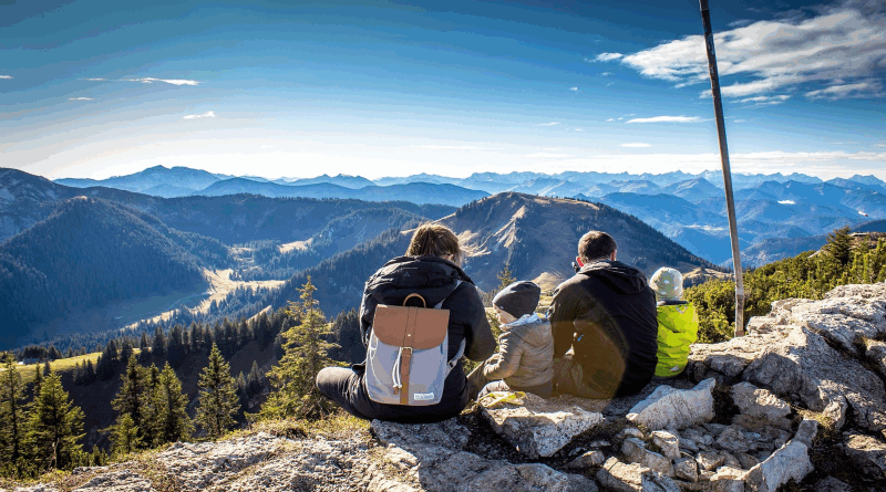 Viajar en Familia: Tips esenciales para una aventura sin estrés con niños