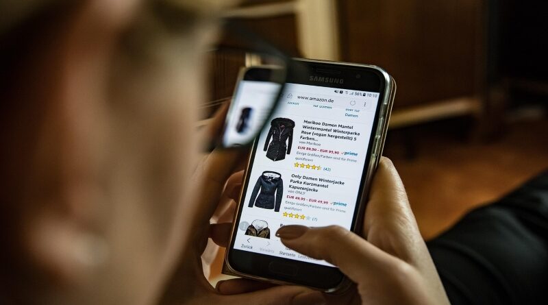 Cavecom-e Advierte sobre la Ilegalidad de Precios en Dólares y Cobros Forzosos