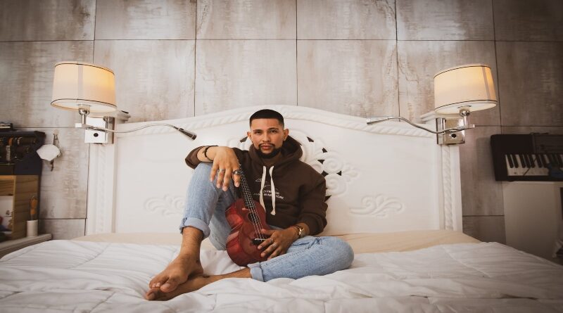 El artista costarricense KEI estrena 1N1M” junto a Yestin Elko