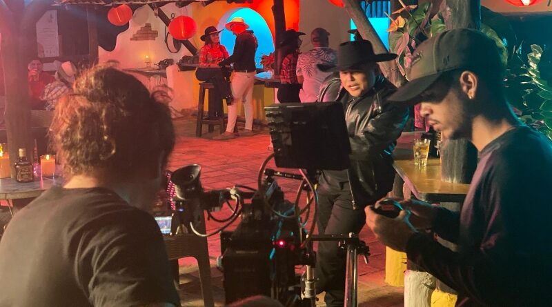 JC Rey se une a la banda mexicana BSJ en el sencillo "Para llegar a ti"
