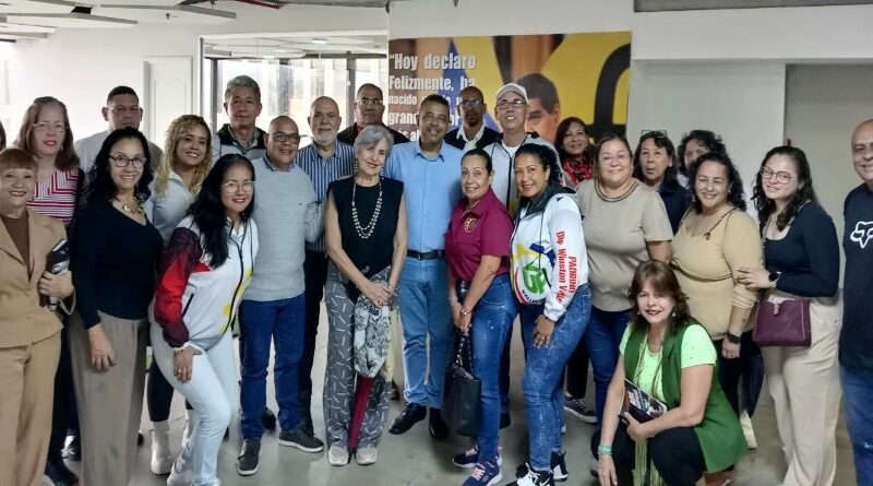 CETE impulsa el aprendizaje en IA generativa con curso dictado por el Rector de la UNETI