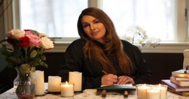 Mariana Risquez estrena el videoclip “Gris”