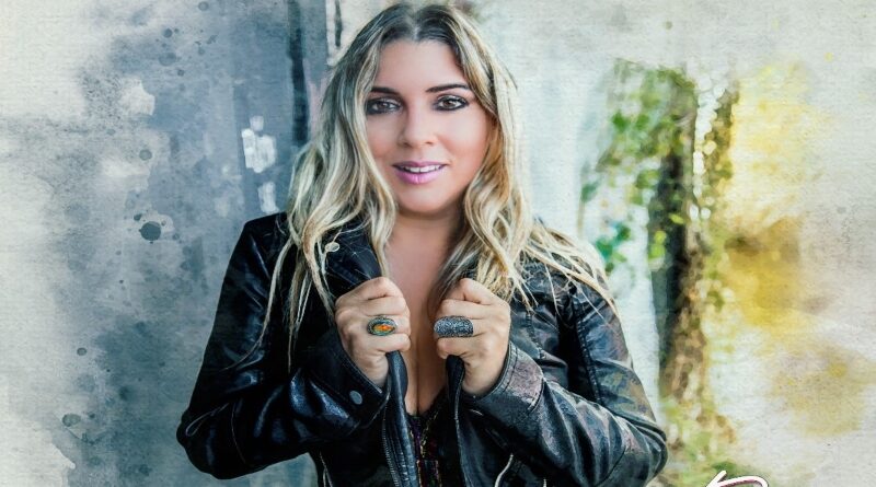 Ana del Rocío presenta sun nuevo sencillo "Evidencias"