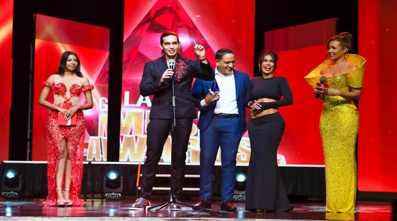 Premios Glamour Music Awards 2025 celebra su gala al estilo Hollywood Glam y revela a sus grandes ganadores