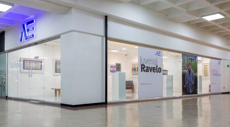 Juvenal Ravelo y la dimensión oculta de la gráfica