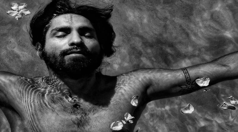 Mineral Mosaico recibe el 2026 con nuevo sencillo: 'Perdónate'