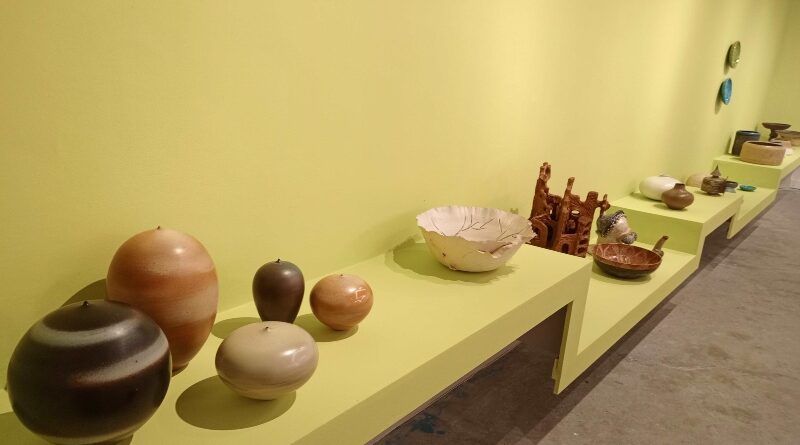 Obras de cerámica contemporánea de la Colección Juan Carlos Láncara se exhiben en Espacio Arte al Cubo