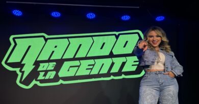 Franngrely Materan triunfa en el stand-up en el show de Nando de la Gente en Miami