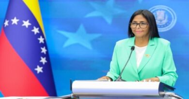 Venezuela: Gobierno anuncia aumento salarial "responsable" y reforma tributaria