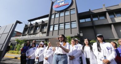 SUAF  mantendrá cerradas las 530 farmacias hasta que Contraloría Sanitaria dé celeridad a los trámites