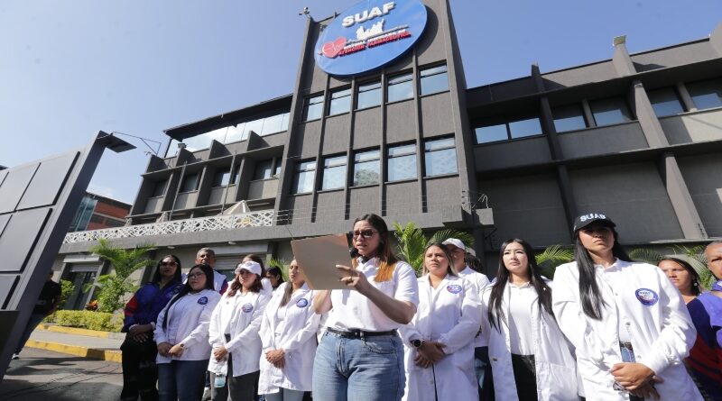SUAF  mantendrá cerradas las 530 farmacias hasta que Contraloría Sanitaria dé celeridad a los trámites