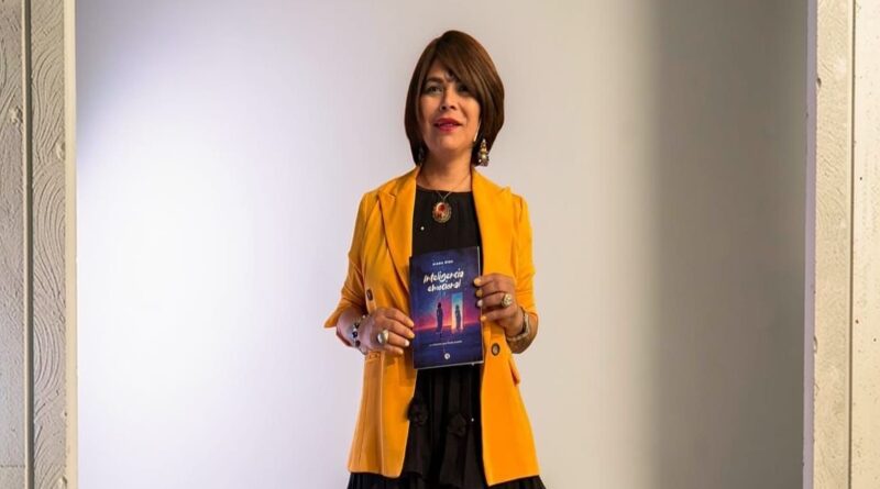 3 of 354 El nuevo fenomeno de la Astrologa Kiara Rios presenta Inteligencia Emocional Inbox andres oscar velis telleria Attachments 10:25 AM (4 hours ago) to me Kiara Ríos presenta Inteligencia Emocional La reconocida astróloga y vidente Kiara Ríos, figura central de recientes debates en medios por sus predicciones, da un giro en su carrera con el lanzamiento de su primer libro: "Inteligencia Emocional". En esta obra, Ríos propone un viaje hacia la conciencia, alejándose del ruido exterior para conectar con la sabiduría interior. Tras un periodo de alta exposición mediática, la creadora de Astrokia presenta una guía profunda y accesible que integra enseñanzas del budismo tibetano, el yoga y la astrología. El libro aborda temas universales como el ego, el duelo, las heridas emocionales y el propósito de vida, ofreciendo herramientas prácticas para habitar el presente. "El conocimiento es exterior, pero la sabiduría se desarrolla en ti", afirma Ríos, quien busca con este texto que los lectores aprendan a reconocer y comunicar sus emociones en un mundo cada vez más dual. Detalles del lanzamiento y gira: El libro fue presentado con éxito en espacios como Dain Usina Cultural en Palermo y Casa Storni en Mar del Plata. Gira Nacional: La autora se prepara para realizar una gira por Argentina para compartir estas herramientas de evolución personal, que incluye el norte argentino en mayo, para luego llegar a Montevideo, y en el medio nuevas presentaciones en Buenos Aires y Mar del Plata, la ciudad elegida para vivir. Kiara Ríos participa activamente en eventos literarios, incluyendo reciente presentación en la Feria Internacional del Libro de Buenos Aires. Sobre la autora: Kiara Ríos es astróloga, vidente, numeróloga y coaching. Con una fuerte presencia en redes sociales como @kiaraastrologa, se ha consolidado como una guía espiritual que invita a la responsabilidad personal y al despertar de la conciencia. https://www.instagram.com/kiaraastrologa/ https://www.youtube.com/watch?v=2eJ03Nz8GSg