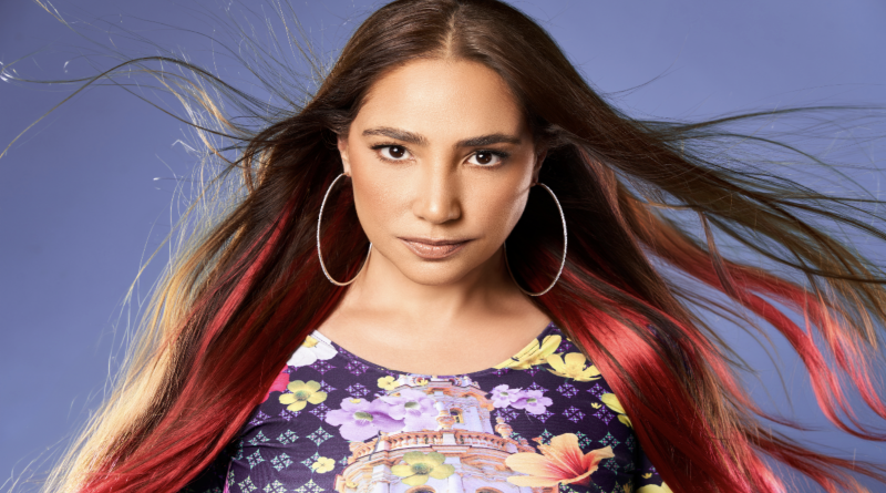 Leslie Cartaya Presenta ‘Spanglish’: Una Poderosa Fusión De Culturas, Sonidos Y Evolución Artística.