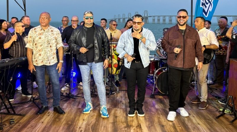Celebran 27 Años de Alfredo Rojas y su Caribe Show