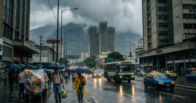 Inameh prevé lluvias intensas con descargas eléctricas por el paso de dos ondas tropicales sobre Venezuela