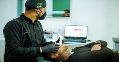 El odontólogo de las estrellas, Jesús Alcántara, se lanza como empresario marcando un nuevo estándar en salud oral
