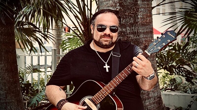 *Miguel Omar regresa triunfal con su nuevo sencillo: «Por ti»* *Miguel Omar regresa triunfal con su nuevo sencillo: "Por ti"*