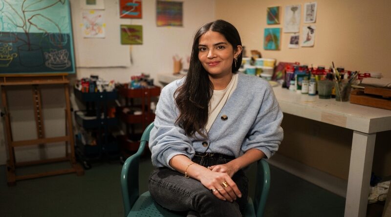 La artista plástico Orianna Montenegro ayuda a los afectados de los terremoto a través de sus obras