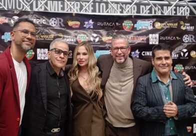A Casa llena «Latidos bajo los escombros»: el documental venezolano sobre los héroes de La Guaira se estrenó en Caracas y llegará a Amazon Prime A Casa llena "Latidos bajo los escombros": el documental venezolano sobre los héroes de La Guaira se estrenó en Caracas y llegará a Amazon Prime