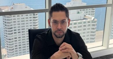 DESTRA: La firma que integra derecho, negocios y regalías para la industria musical