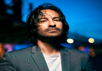 El artista sevillano Fran Cruz lanzó oficialmente su álbum debut Lo Que Soy El artista sevillano Fran Cruz lanzó oficialmente su álbum debut Lo Que Soy