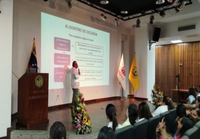 Galeniux y el Hospital “Dr. Domingo Luciani” desarrollaron exitosamente taller sobre Metodología de la Investigación Científica