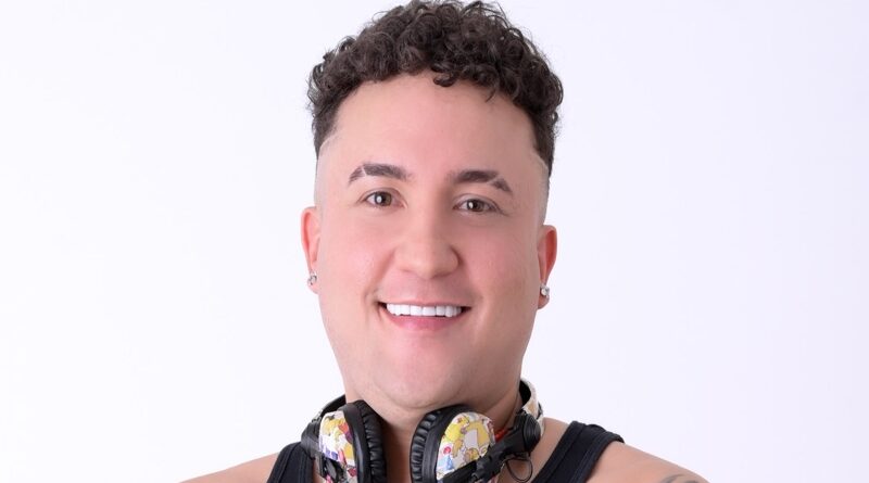 Stiven Saxo presenta “Que Importa”, un Latin Tech que transforma el saxofón